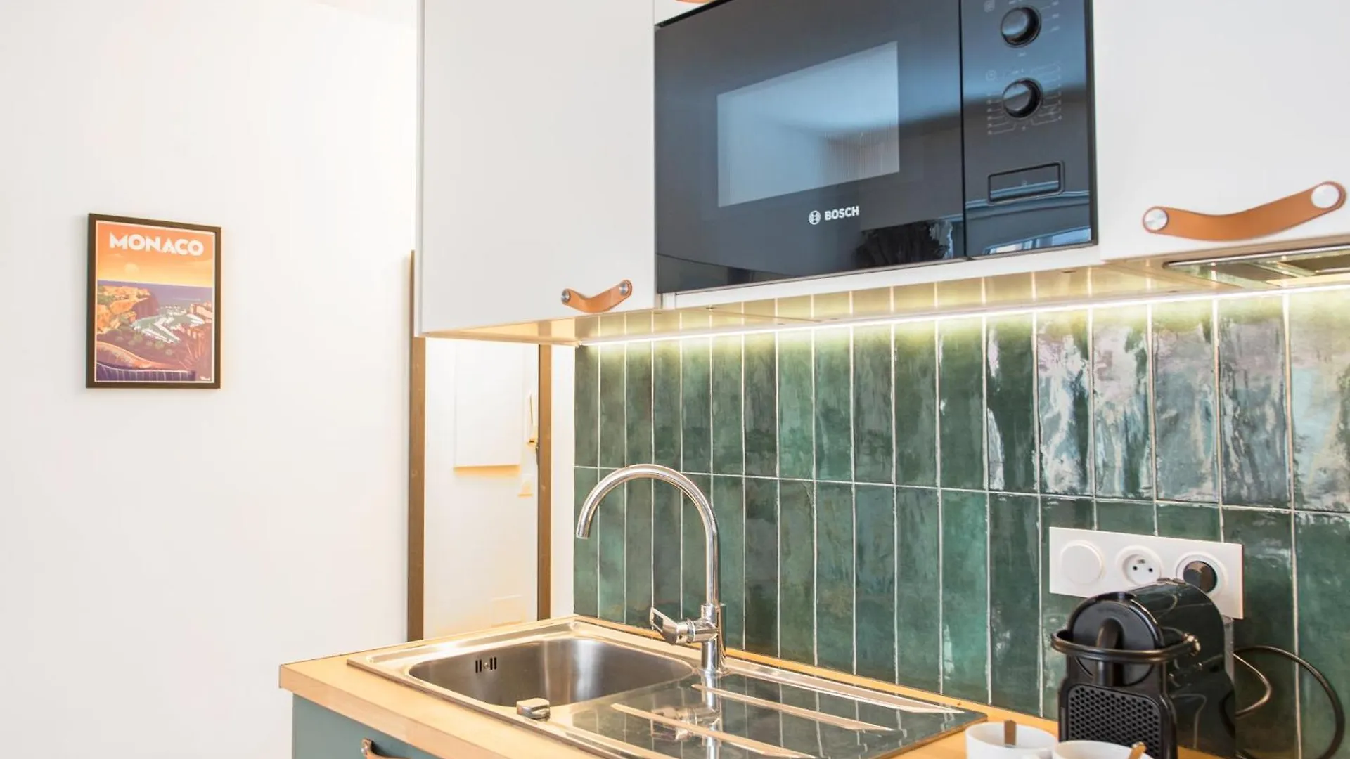 Frontiere De Monaco - Studio Renove - Ae Beausoleil Apartment