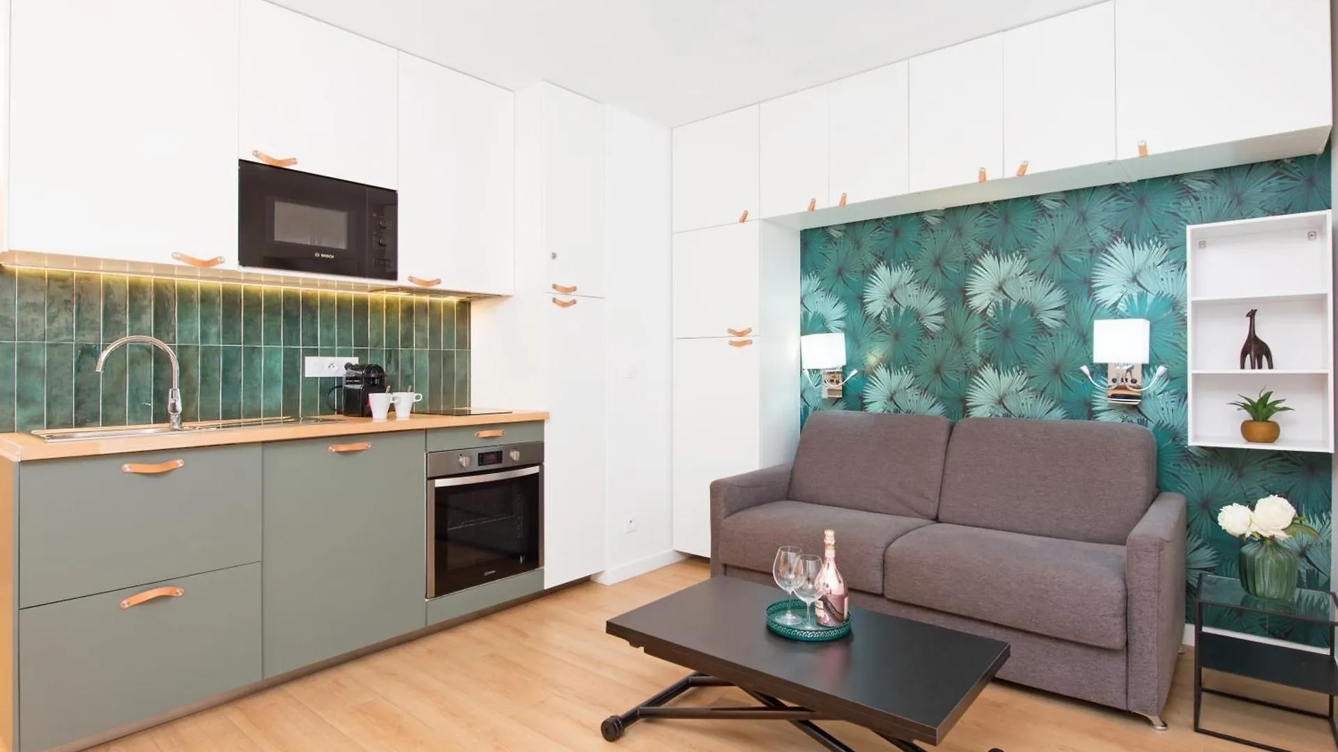 Frontiere De Monaco - Studio Renove - Ae Beausoleil 0*,  France